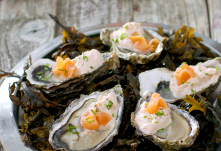 Huîtres avec purée de saumon fumé de Burren