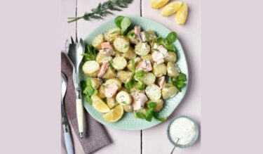 Salade de pommes de terre nouvelles au saumon fumé